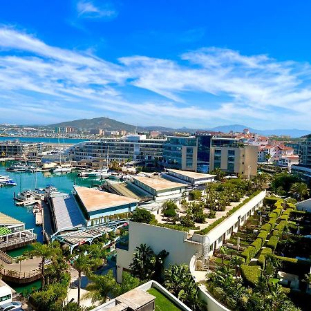 Ocean Village Lovely 2 Bedroom Apartment 直布罗陀 外观 照片